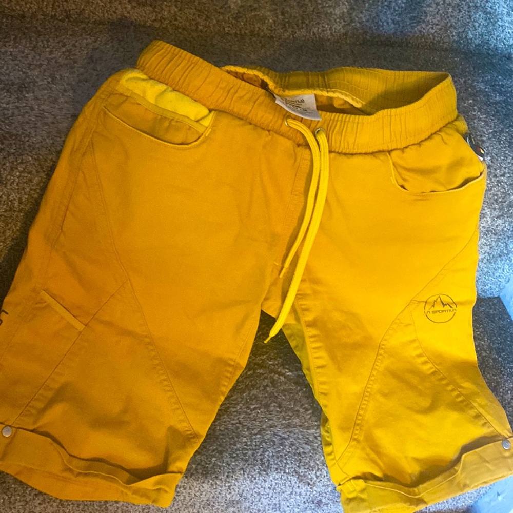 La Sportiva Siurana shorts mustard yellow size small